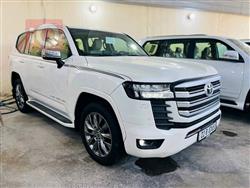 تۆیۆتا لاند کروزەر